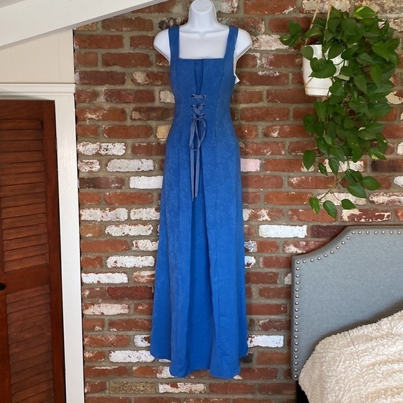 BCBG BCBGeneration cornflower blue lace up corset sleeveless maxi dress size 0 - Picture 3 of 12